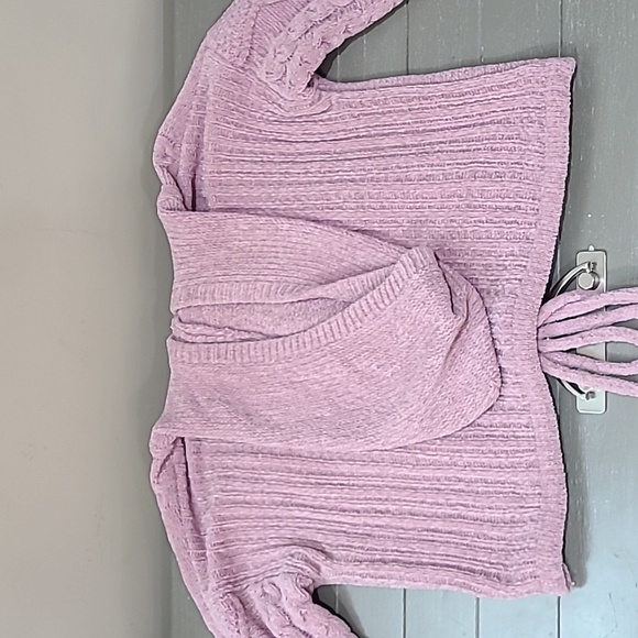 New Small Hippy Rose Shirts - Picture 3 of 5